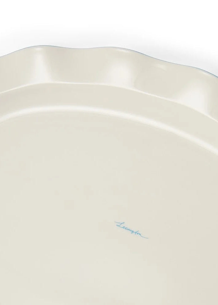 Lexington Stoneware Wavy Oval Platter Bl/Wh