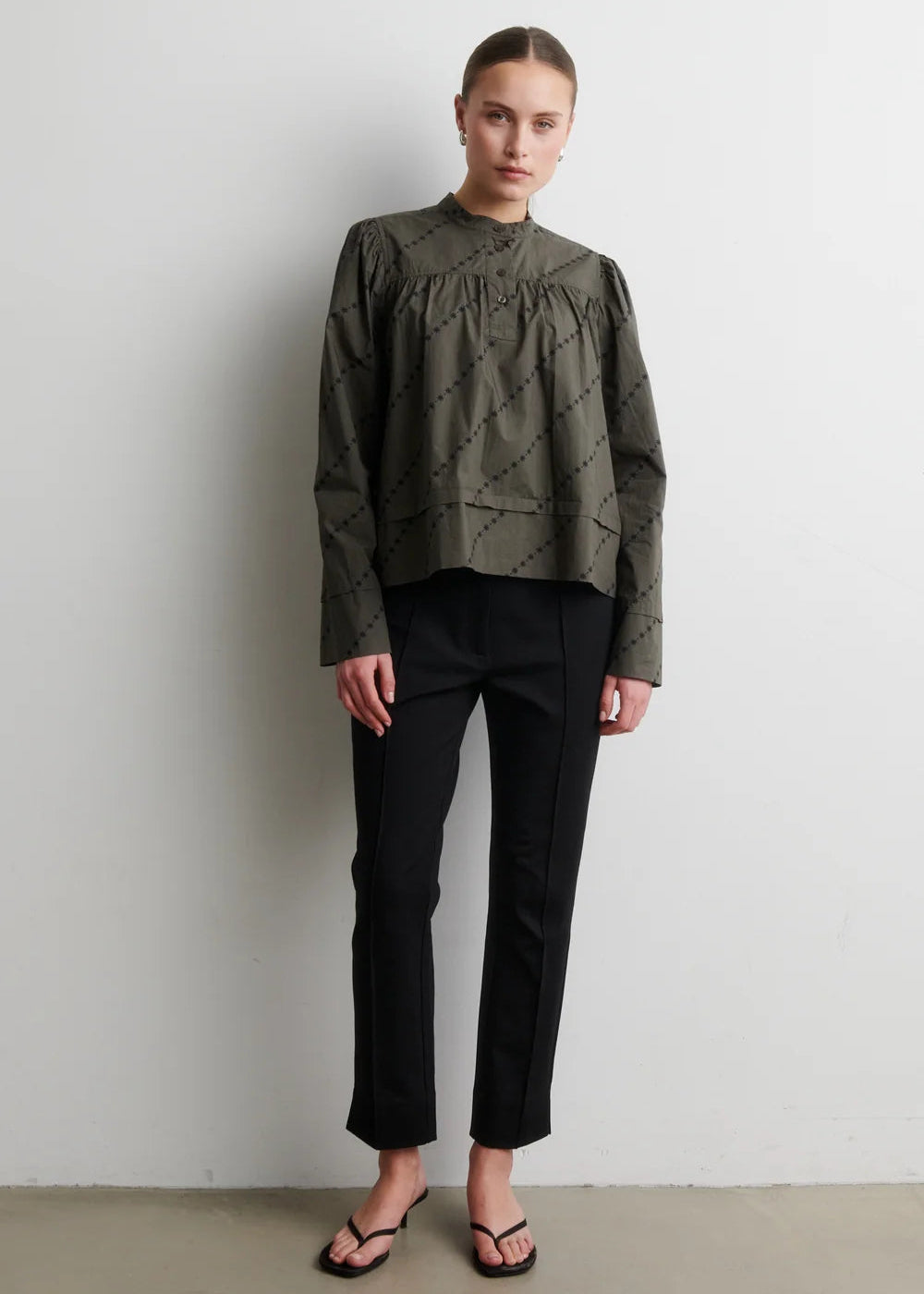 Second Female Treia Trousers Black